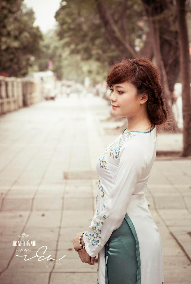 丰满的女教师2高清在线观看